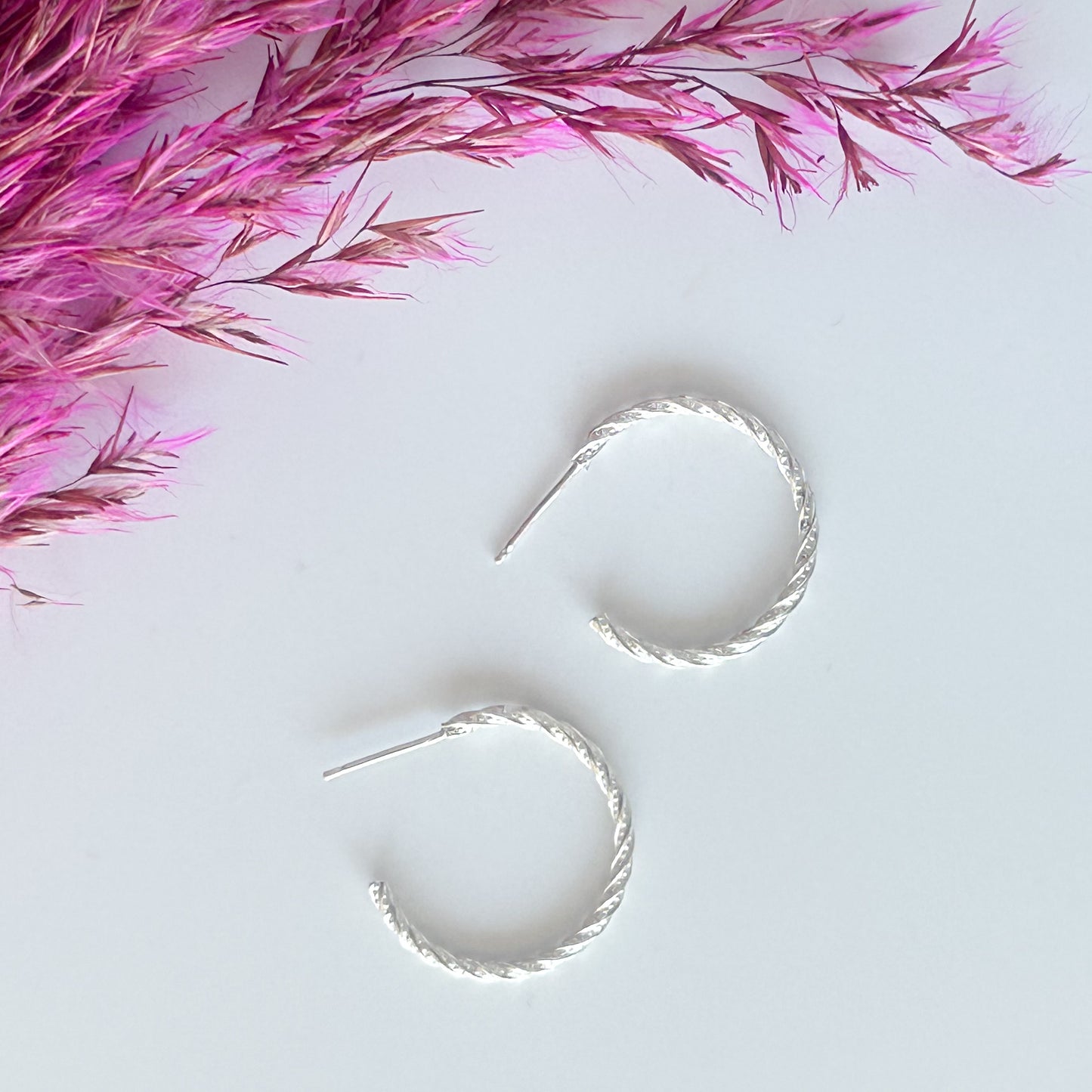 Twisted Silver Hoops