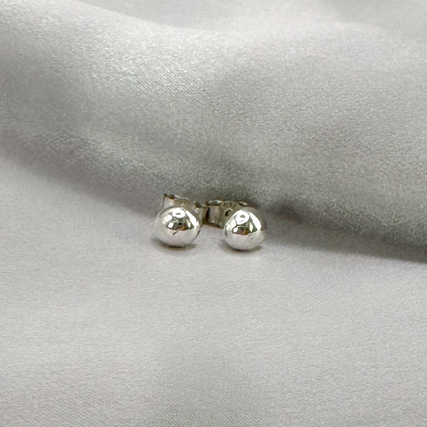 Silver Pebble Stud Earrings