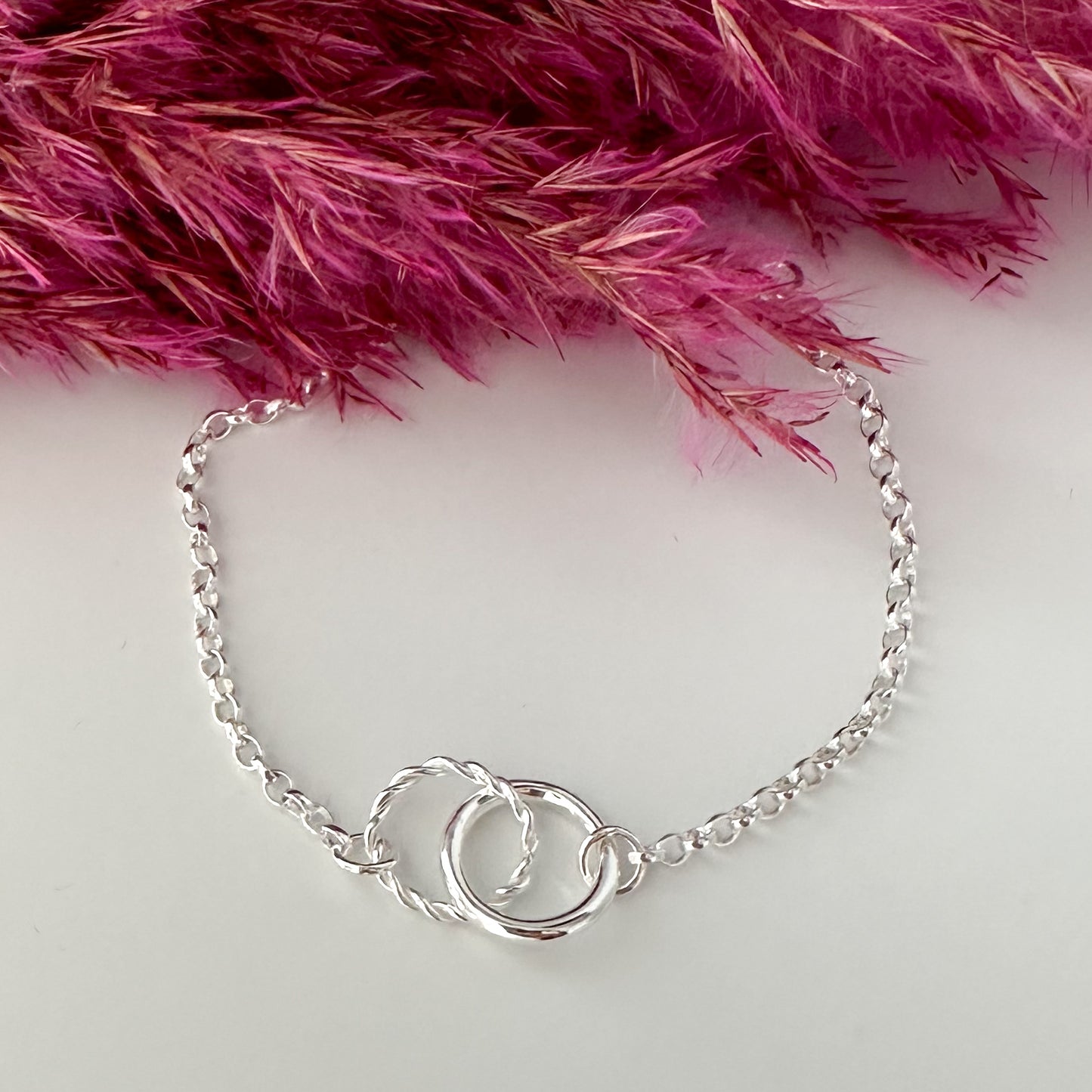 Silver Interlocking Circles Bracelet