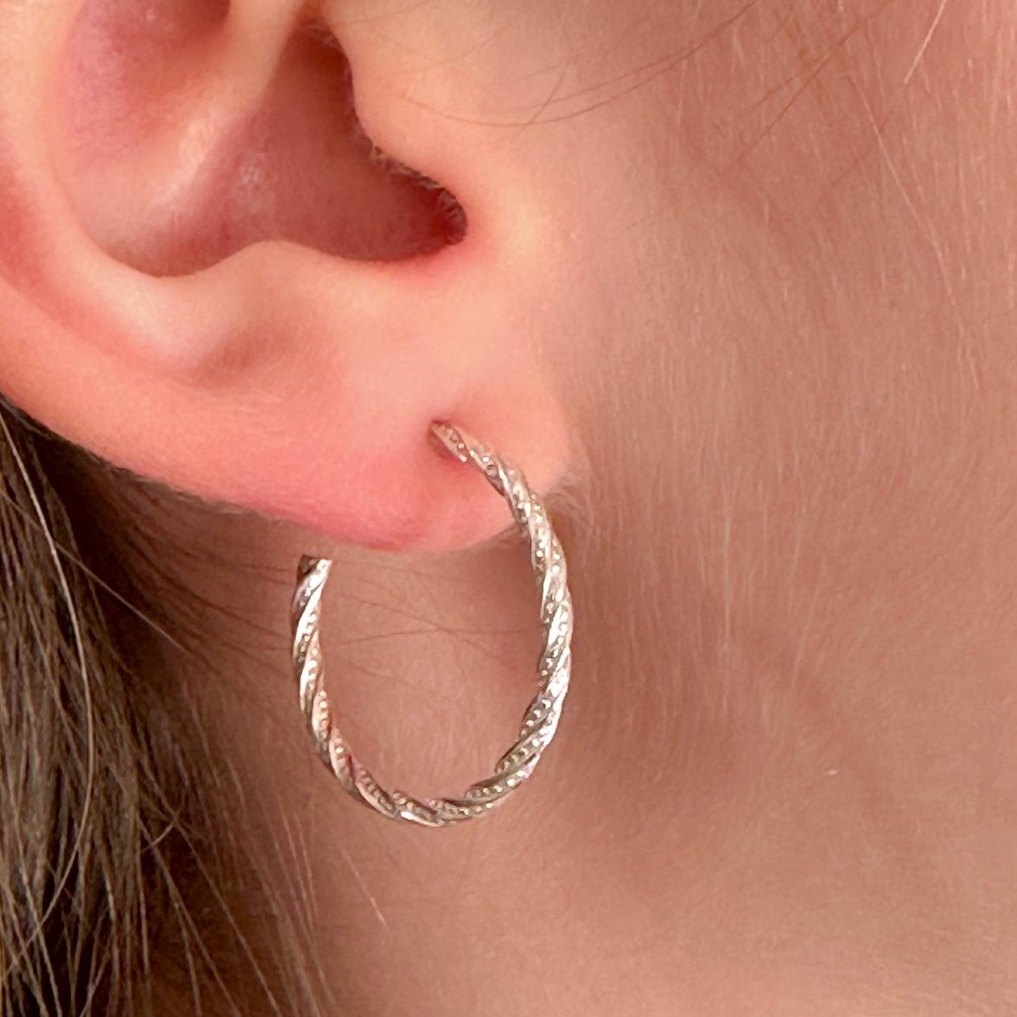 Twisted Silver Hoops